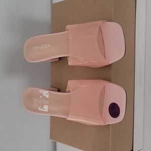 Top Moda clear slip ons